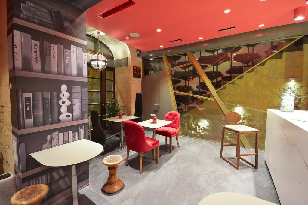 The Vincent Boutique Suites Valletta Exterior photo