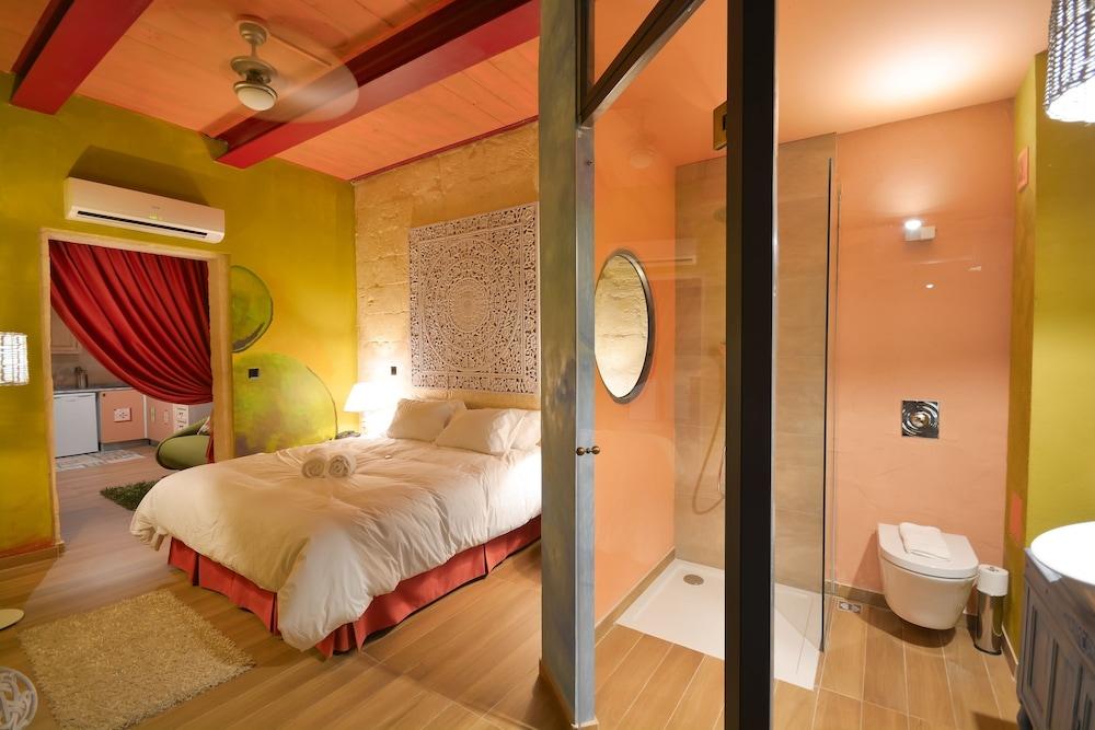 The Vincent Boutique Suites Valletta Exterior photo