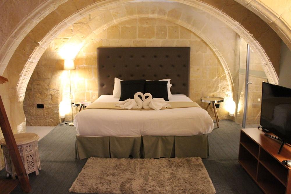 The Vincent Boutique Suites Valletta Exterior photo