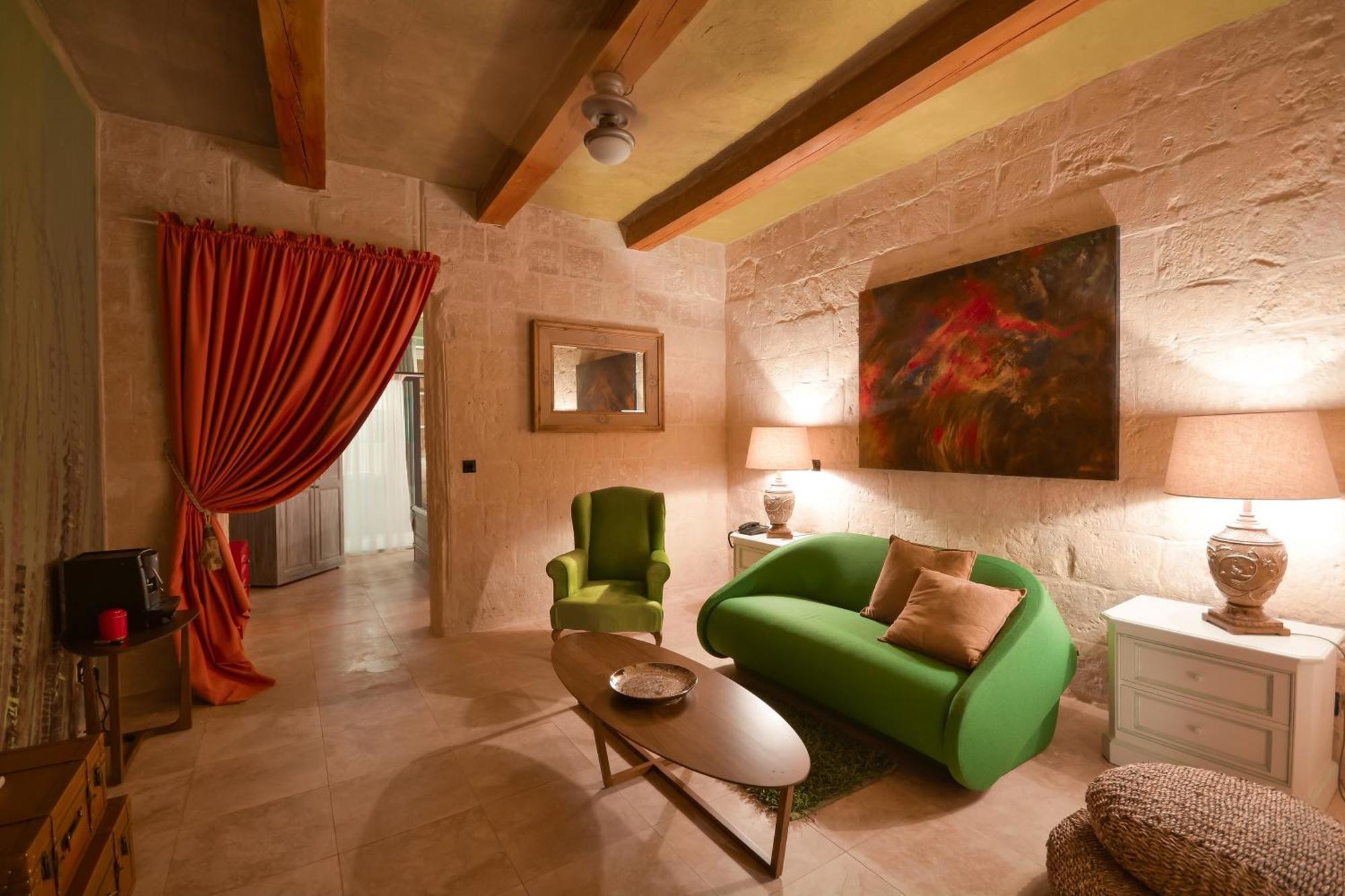 The Vincent Boutique Suites Valletta Exterior photo