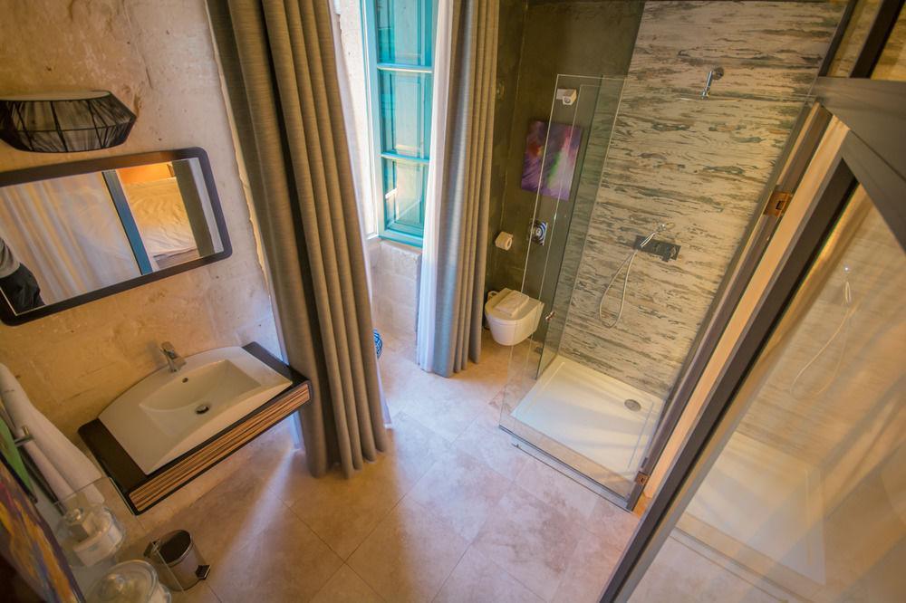 The Vincent Boutique Suites Valletta Exterior photo