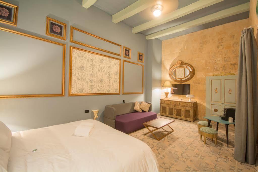 The Vincent Boutique Suites Valletta Exterior photo